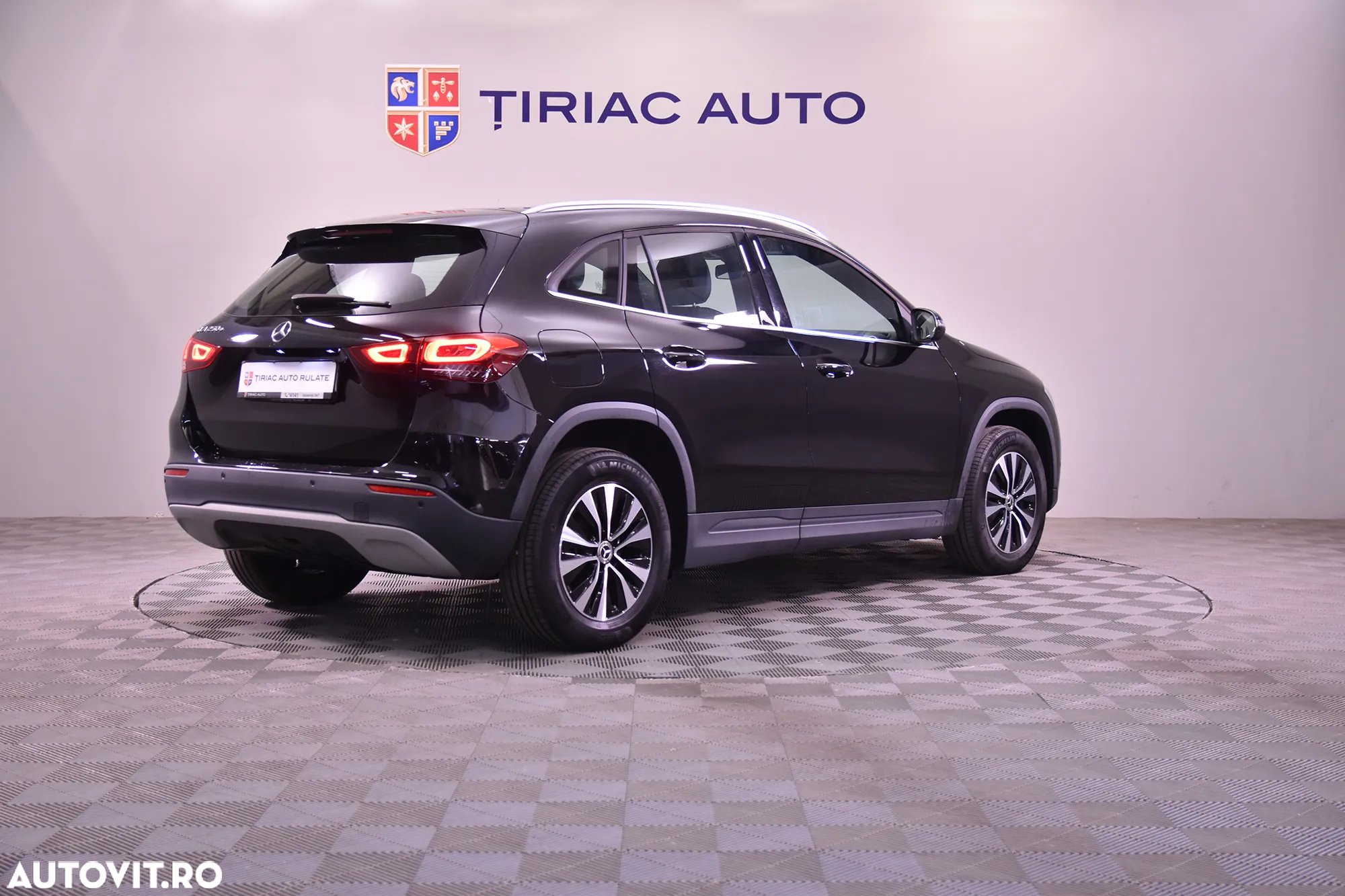 Mercedes-Benz GLA 250 e - 5