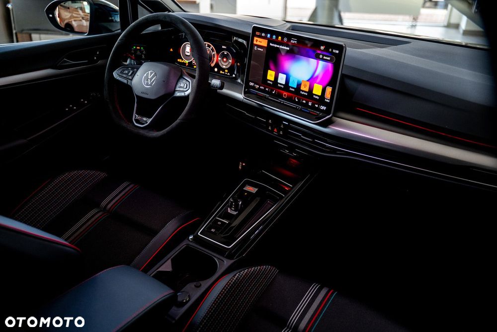Volkswagen Golf 2.0 TSI GTI Edition 50 DSG - 22