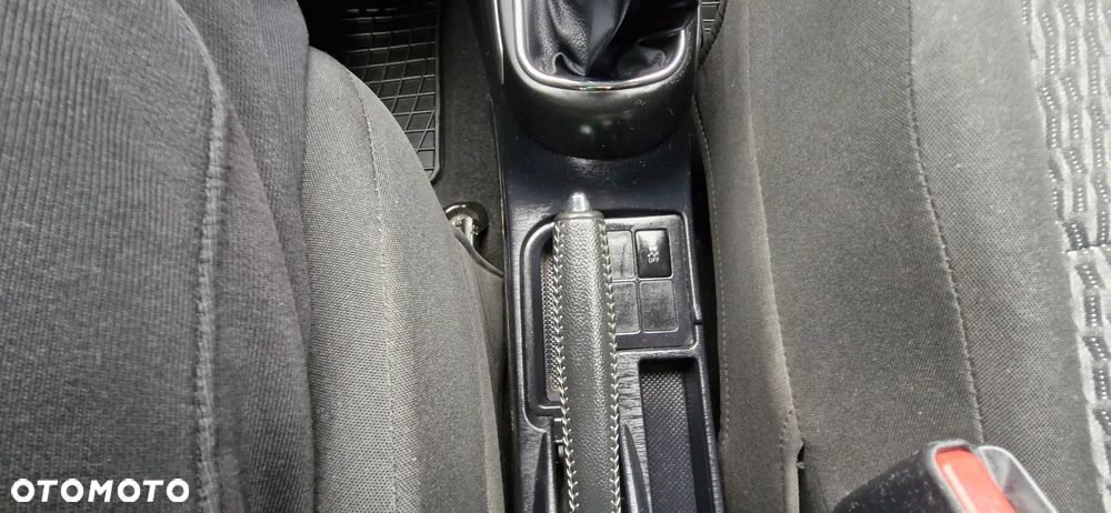 Toyota Yaris 1.33 VVT-i - 21