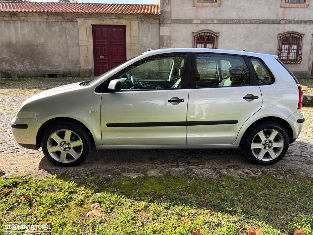 VW Polo 1.4 TDi Confortline - 2