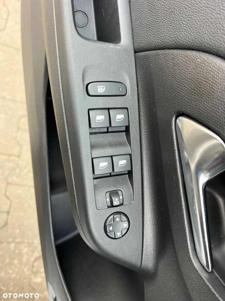 Opel Corsa Electric GS - 12