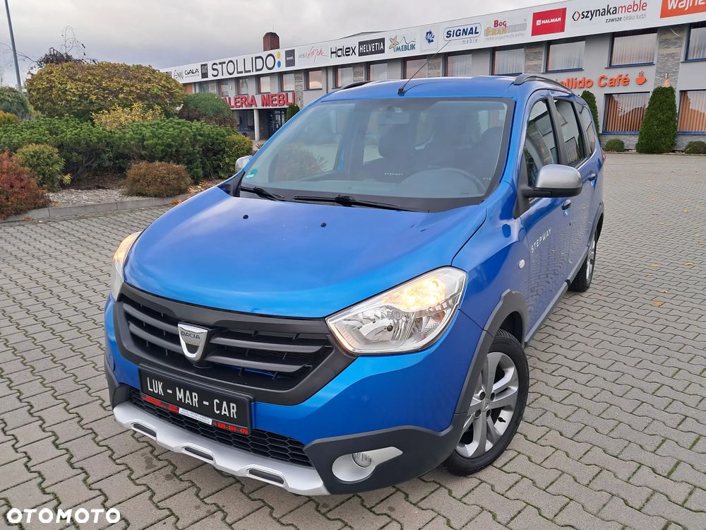 Dacia Lodgy TCe 115 Stepway - 1