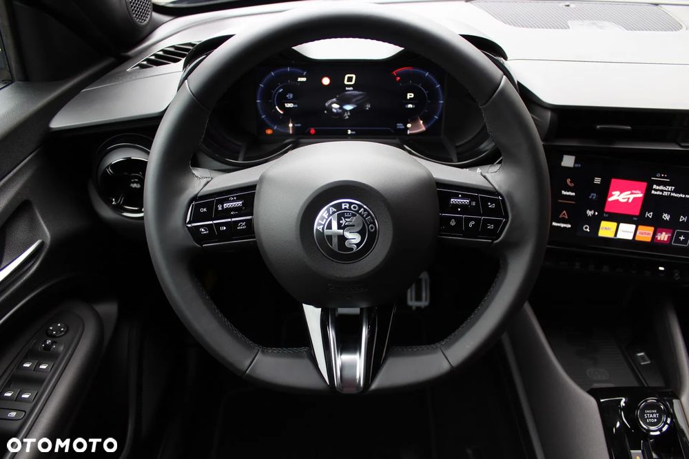 Alfa Romeo Junior 1.2 mHEV Ti eDCT - 15