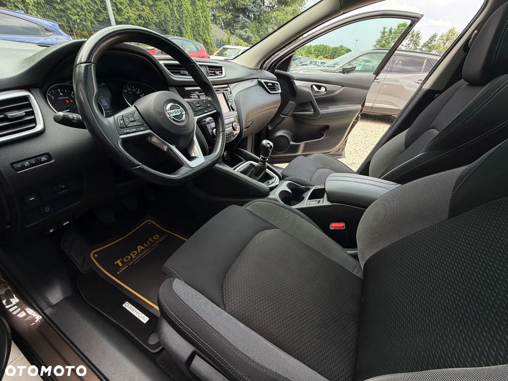 Nissan Qashqai 1.3 DIG-T N-Connecta - 18