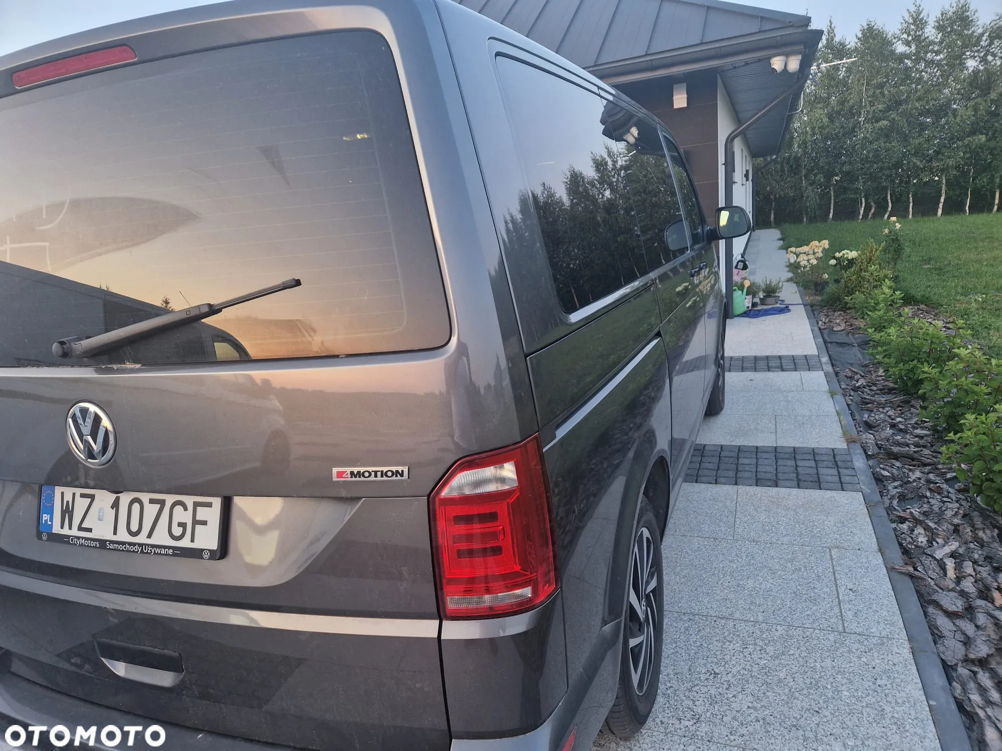 Volkswagen Multivan 2.0 TDI L1 Comfortline 4Motion DSG - 8