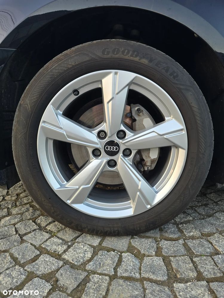 Audi A6 Avant 40 TDI S tronic - 38