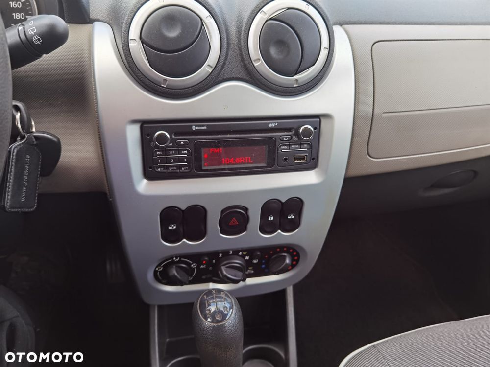 Dacia Sandero 1.2 16V 75 Celebration - 6