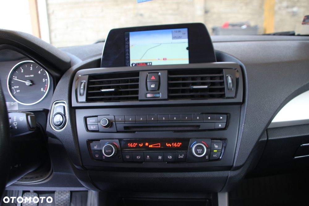 BMW Seria 1 116d EfficientDynamics Edition Urban Line - 13