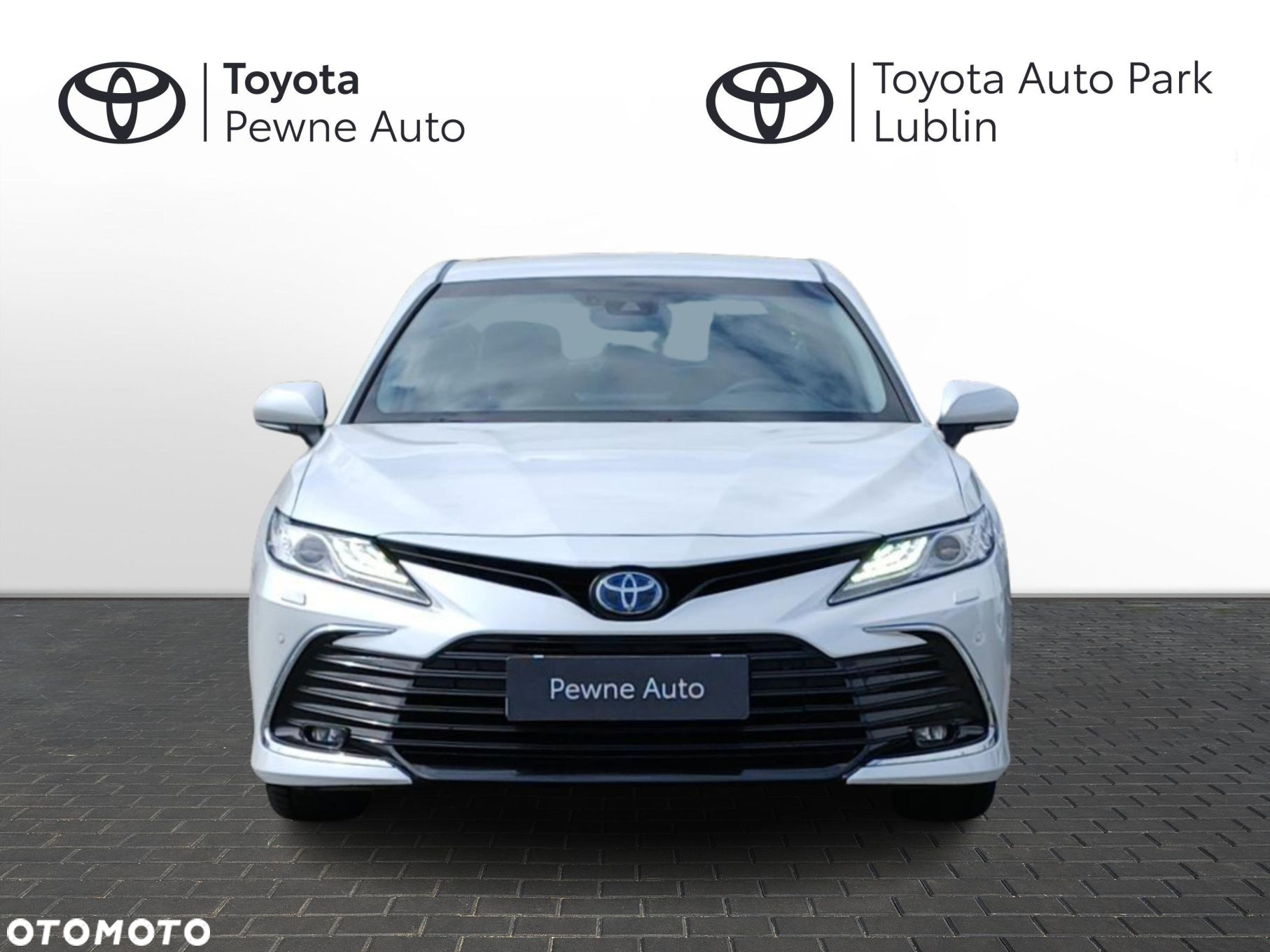 Toyota Camry - 8