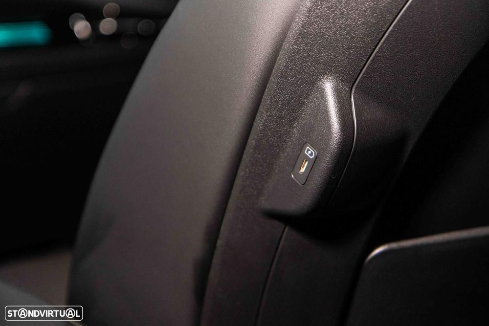 Kia Niro EV 64kWh Tech X - 47