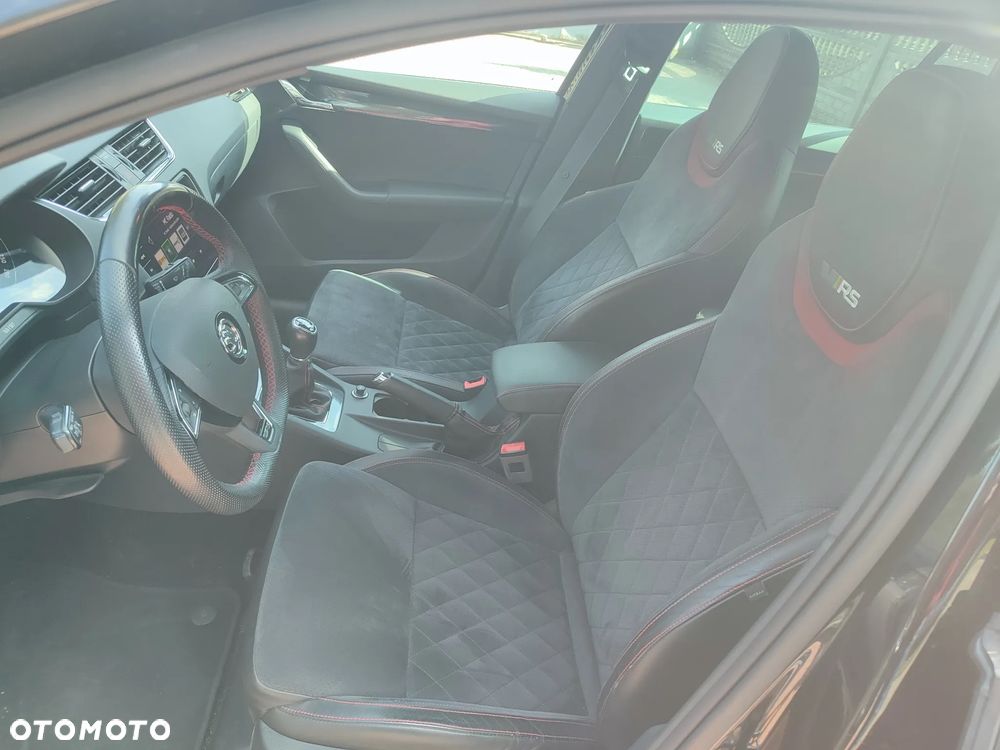 Skoda Octavia 2.0 TSI RS 230 - 6