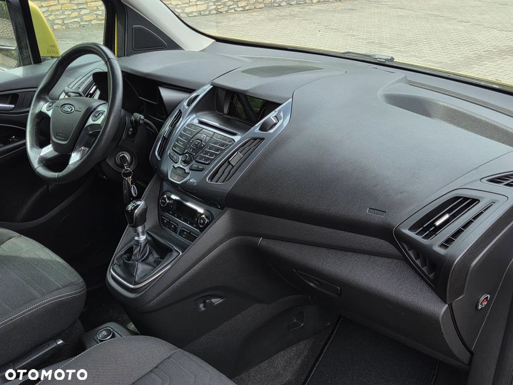 Ford Tourneo Connect 1.0 EcoBoost Start-Stop Titanium - 20