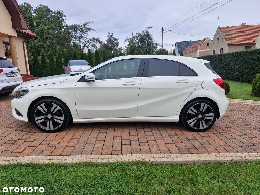 Mercedes-Benz Klasa A 180 (BlueEFFICIENCY) - 11