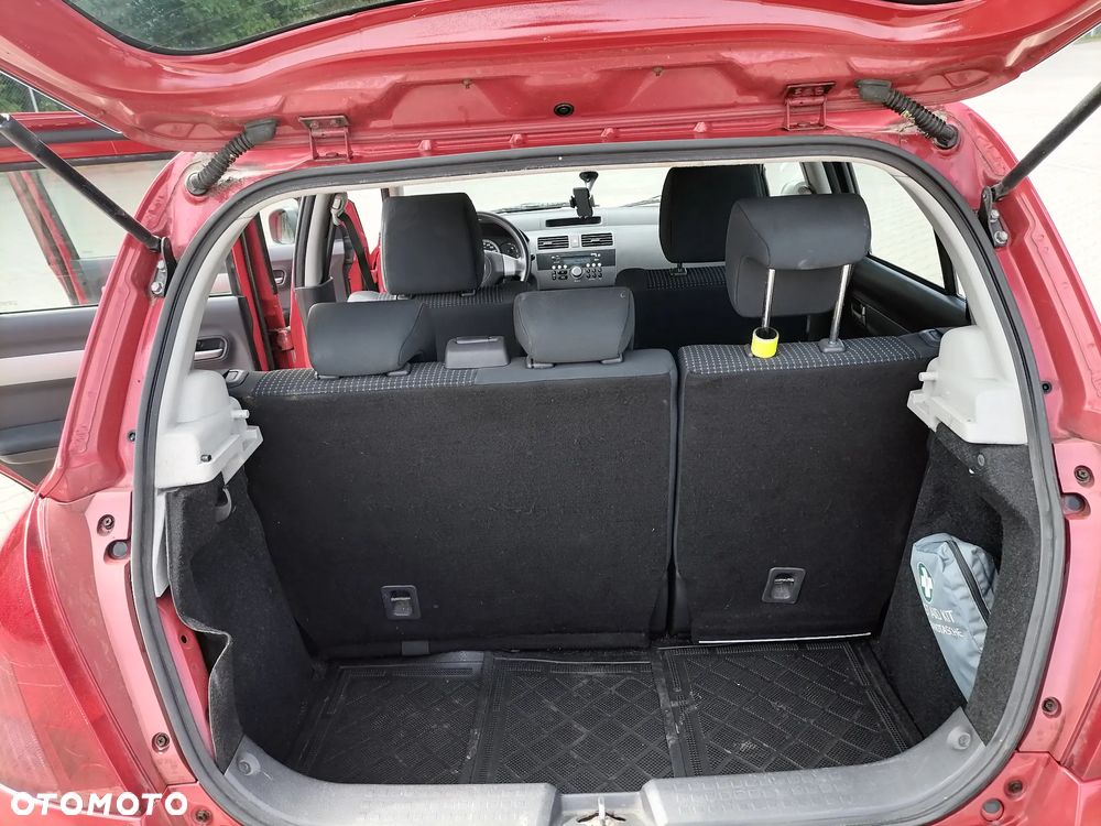 Suzuki Swift - 6