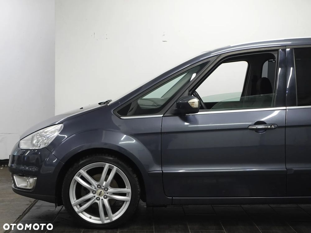 Ford Galaxy 2.0 TDCi Ghia - 16