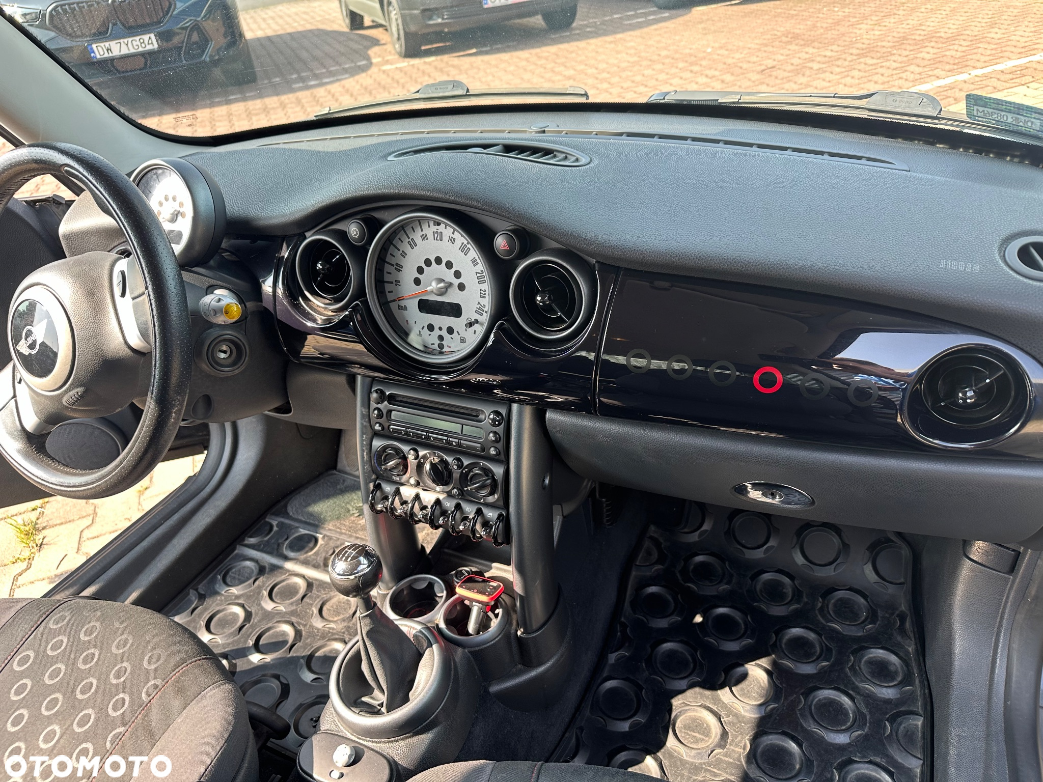 MINI Cooper Seven - 9