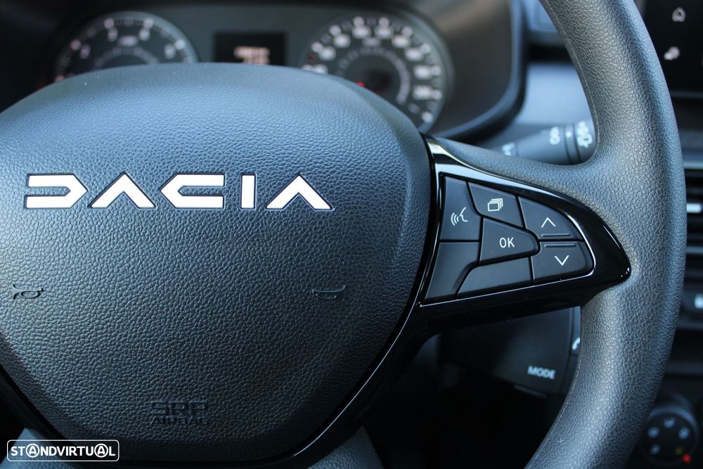 Dacia Sandero 1.0 SCe Essential - 11