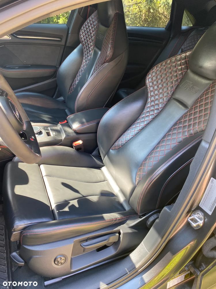 Audi RS3 Limousine S tronic - 9