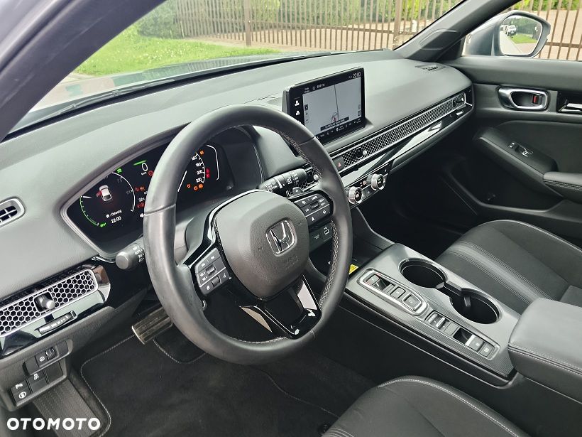 Honda Civic 2.0 i-MMD Elegance CVT - 13