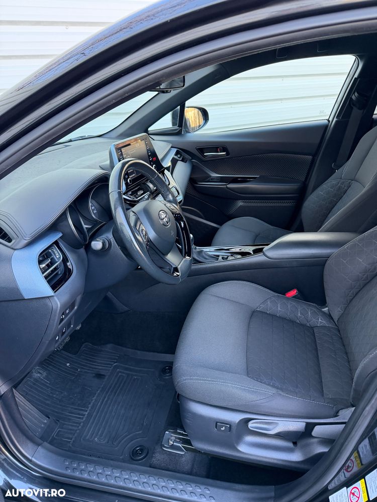 Toyota C-HR 1.8 HSD 122 CP 4x2 CVT C-ult Style - 9