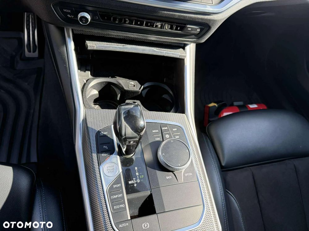 BMW Seria 3 320i M Sport Shadow sport - 31