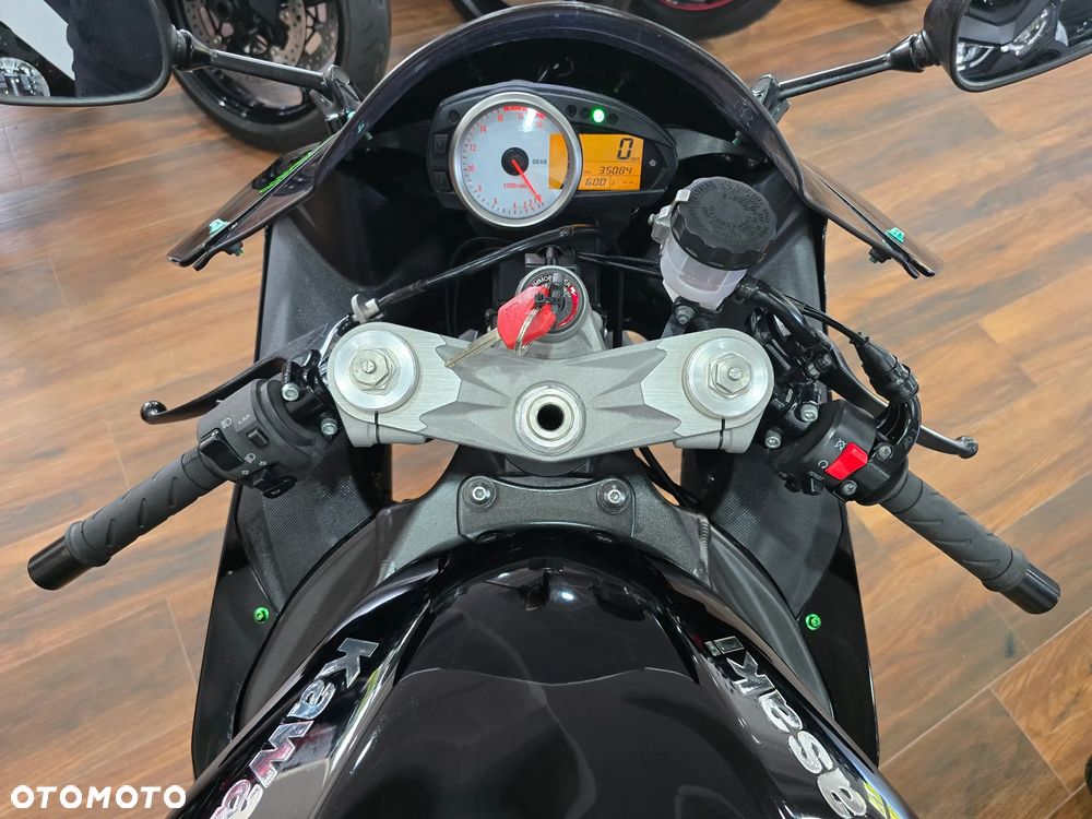 Kawasaki Ninja - 22