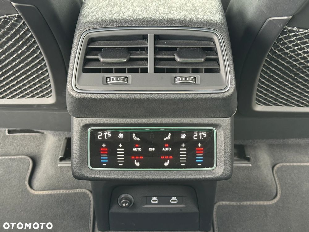 Audi e-tron Sportback 55 quattro S line - 23