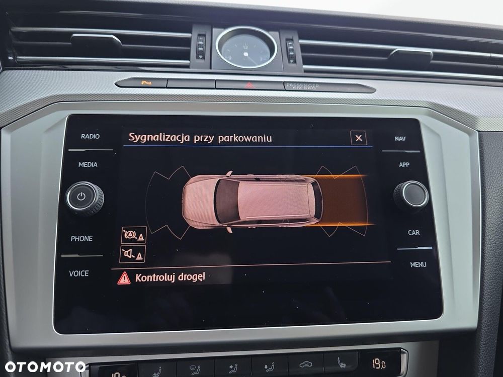 Volkswagen Passat Variant 2.0 TDI BMT Comfortline DSG - 21