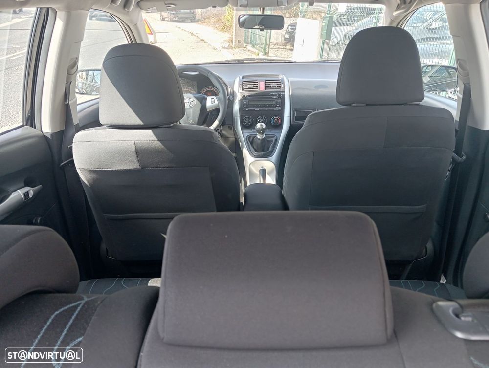 Toyota Auris 1.33 VVT-i AC - 15