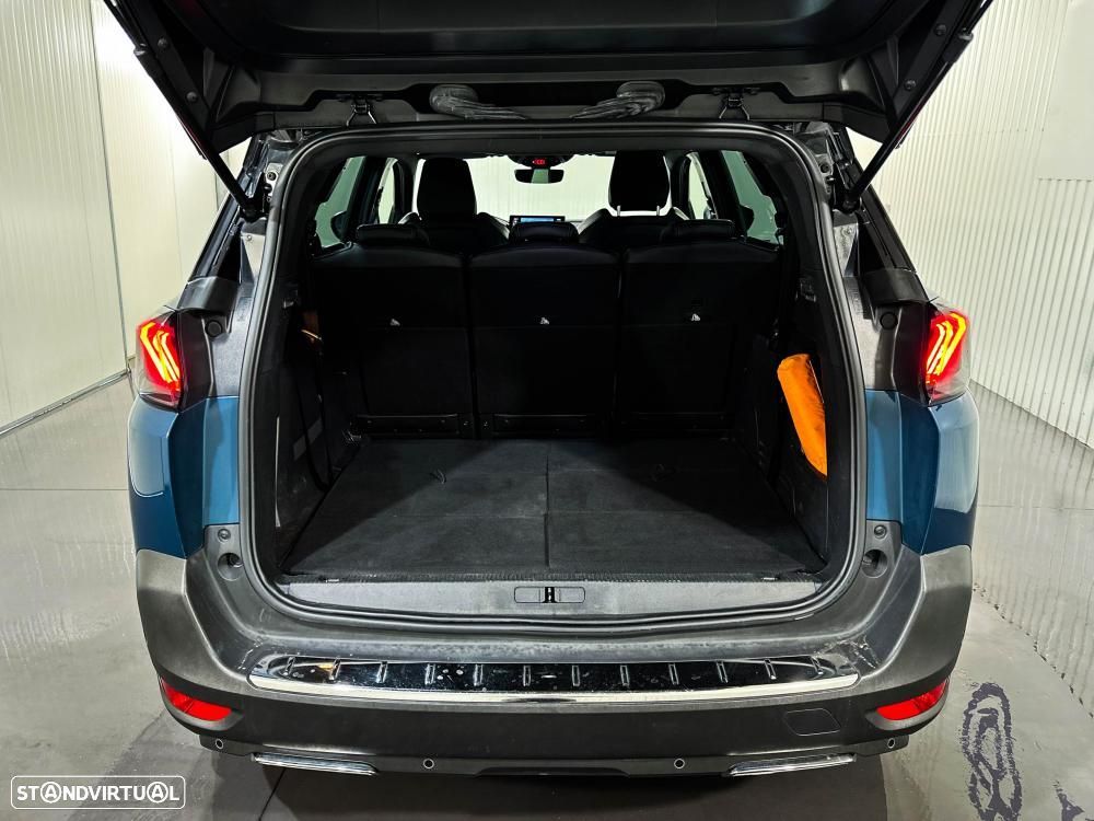 Peugeot 5008 Hybrid 136 e-DSC GT - 36