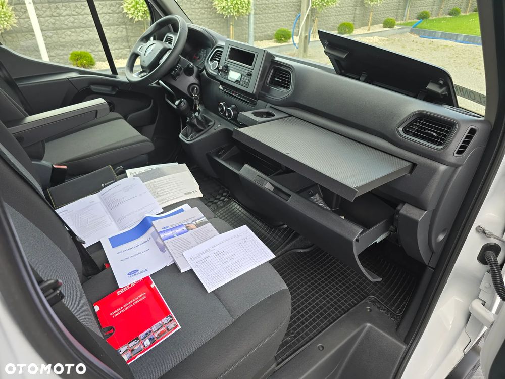 Renault MASTER CHŁODNIA 8 PALET Carrier XARIOS -29*C +29*C 230V STACJONARNE PODŁĄNCZENIE TYLN OŚ BLIŻNIACZA WZMOCNIONA SALON POLSKA 65Tyś km SERWIS ASO RENO DO OSTATNIEGO Km GWARANCJA BOGATA OPCJA WYPOSAŻENIA LEDY HALOGENY TEMPOMAT FOTEL KIEROWCY PNEŁMATYCZNY - 41