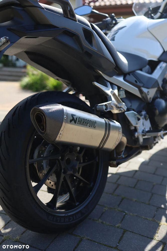 Honda VFR - 6
