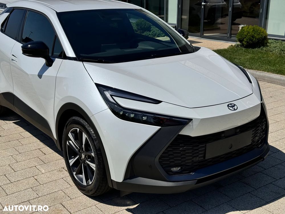 Toyota C-HR 2.0 HEV 180 CP 4x2 CVT Dynamic - 10
