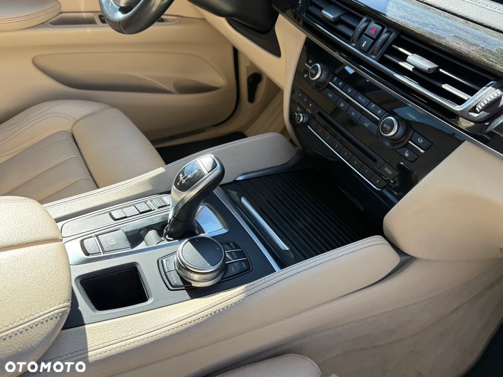 BMW X6 xDrive30d - 28