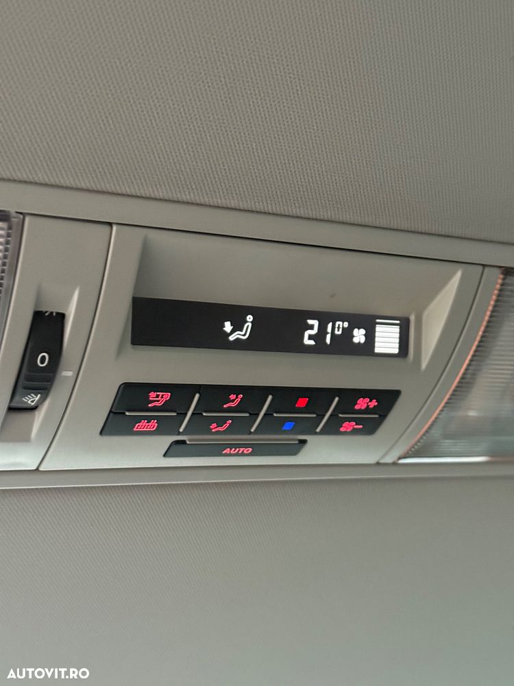 Volkswagen Transporter - 12