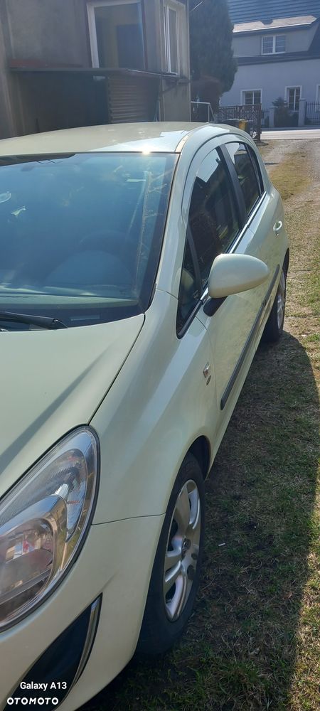 Opel Corsa 1.4 16V Satellite - 6
