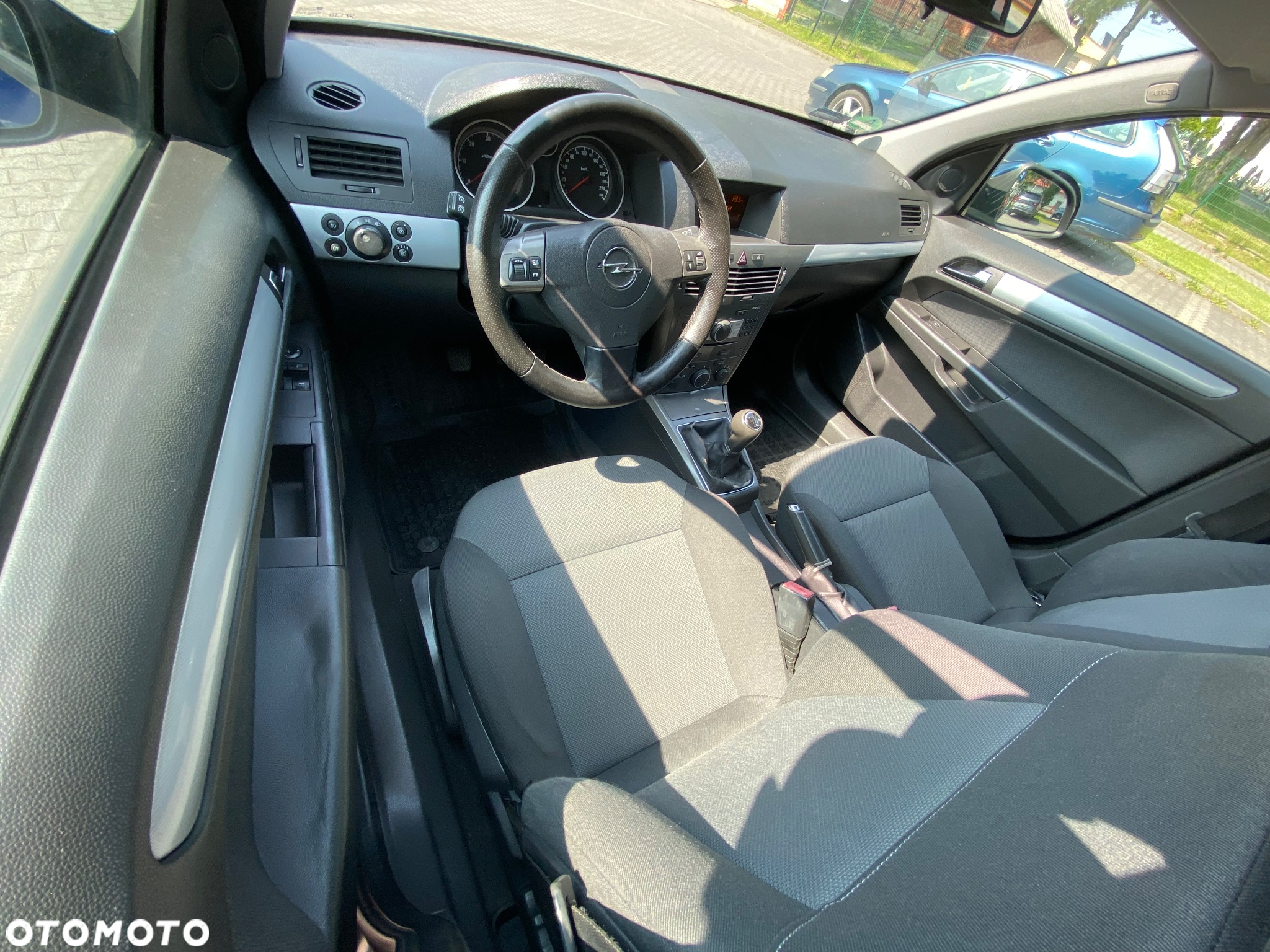 Opel Astra III 1.9 CDTI Cosmo - 14