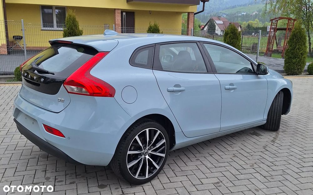 Volvo V40 D2 Momentum - 6