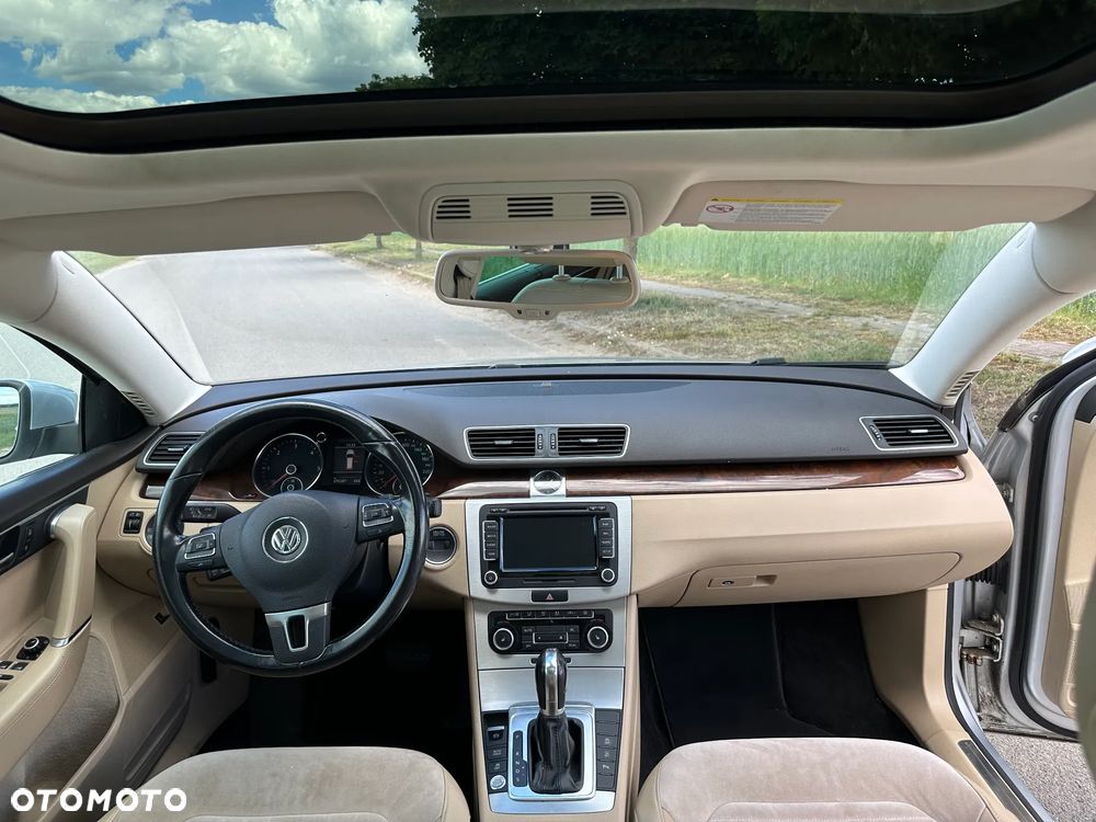 Volkswagen Passat 2.0 TDI DSG BlueMotion Technology Highline - 13