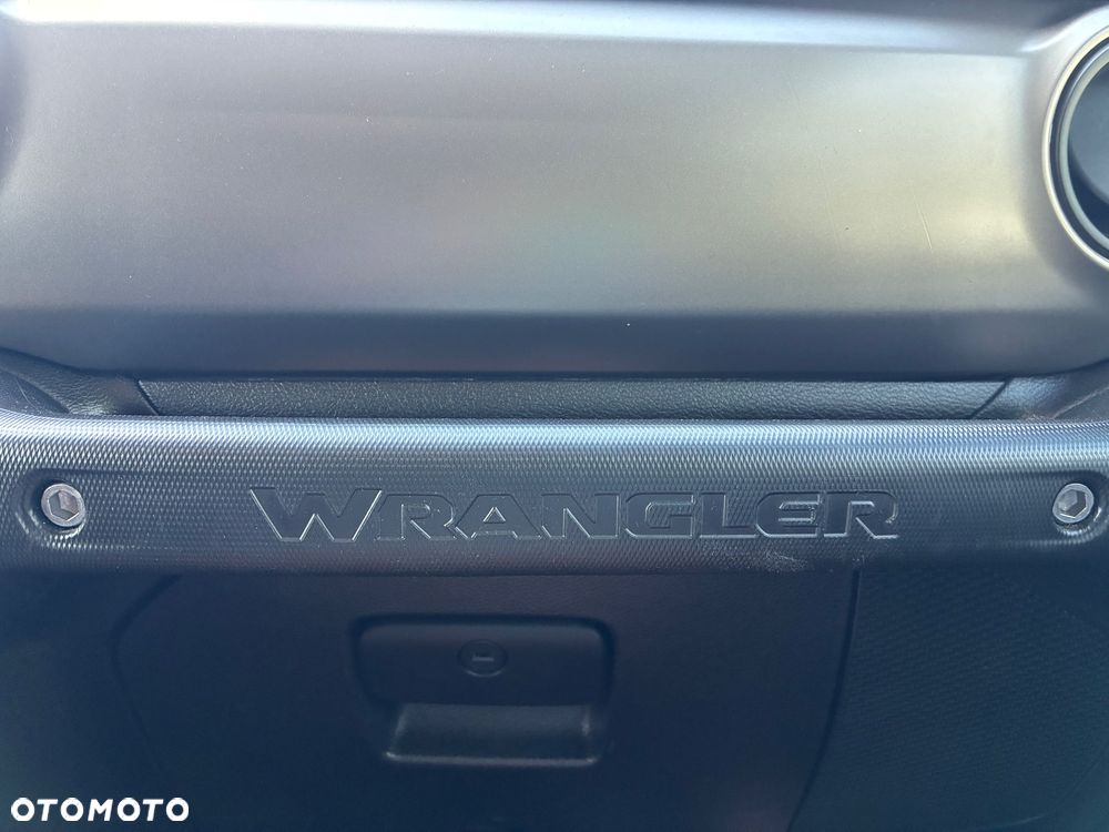 Jeep Wrangler 2.0 T-GDI Hardtop AWD Automatik Sport - 37