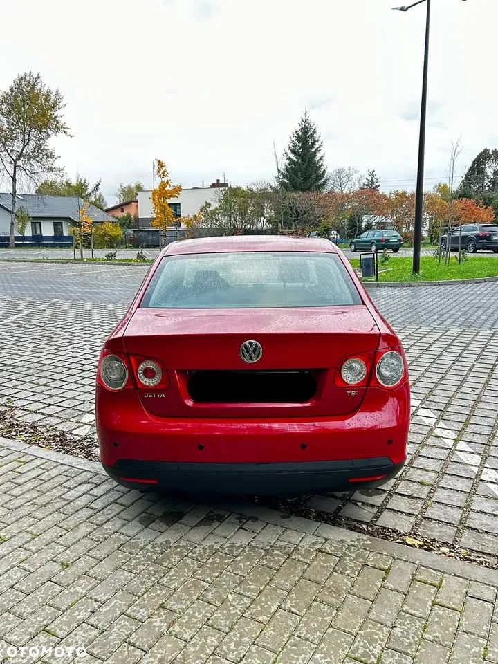 Volkswagen Jetta 1.4 TSI Trendline - 4
