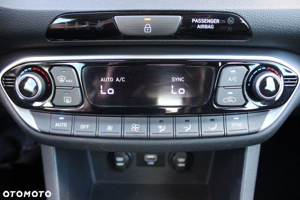 Hyundai i30 - 30
