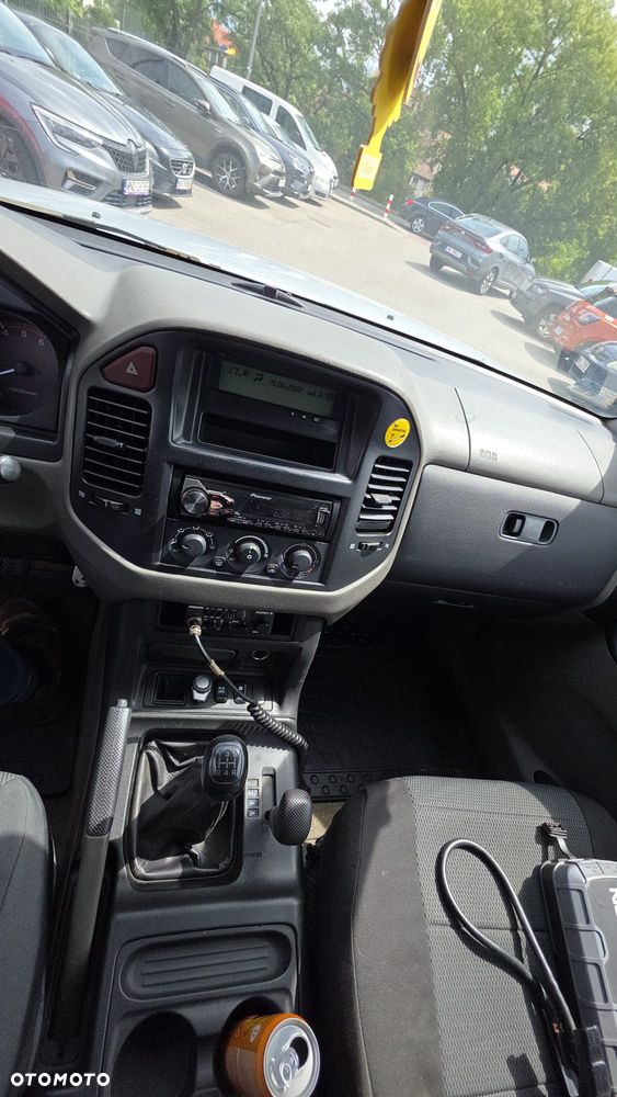 Mitsubishi Pajero - 7
