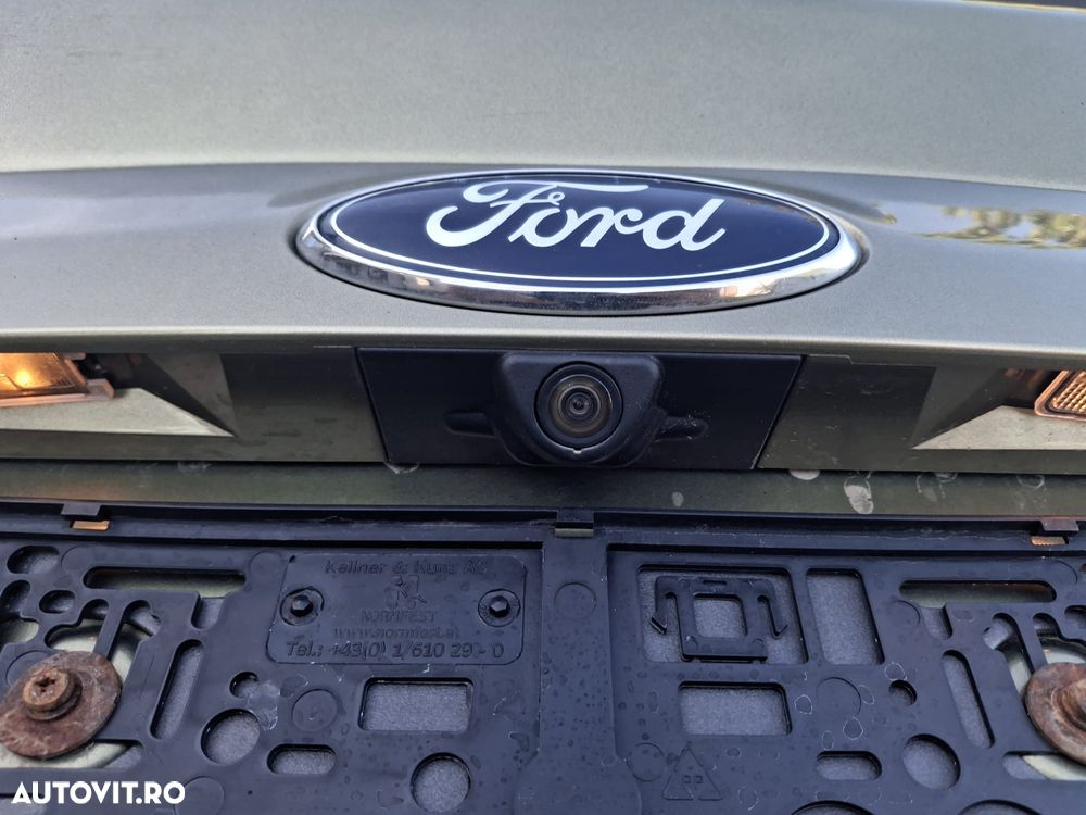 Ford Kuga 2.0 TDCi 4x4 Aut. Titanium - 11