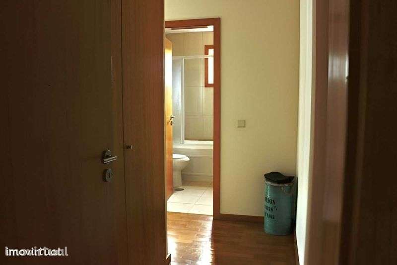 T1 70m2 de 2003 - Valongo - Grande imagem: 4/10