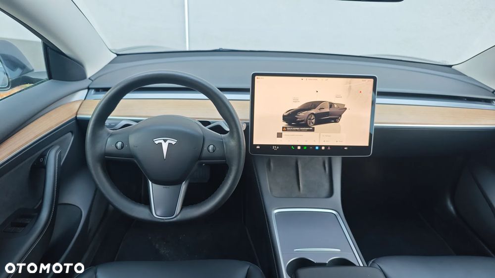 Tesla Model 3 Langstreckenbatterie Allradantrieb Dual Motor - 8