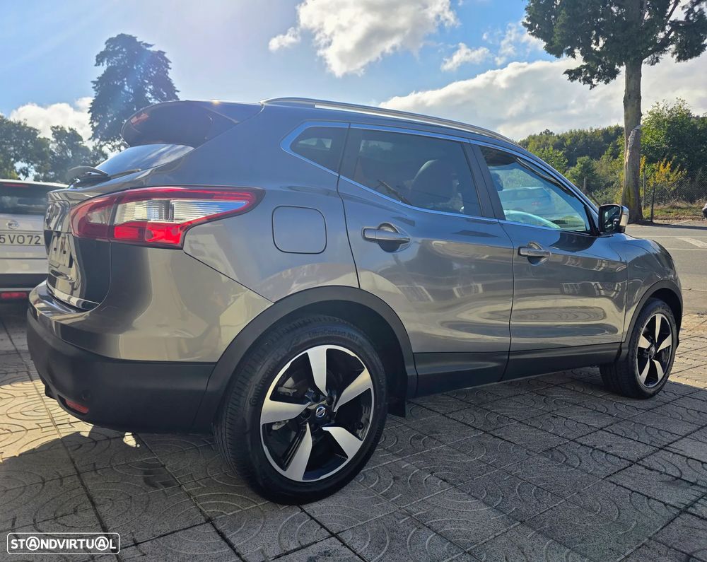 Nissan Qashqai 1.5 dCi N-Vision RS - 27