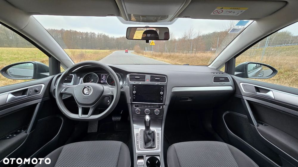 Volkswagen Golf 1.6 TDI DSG Sound - 17