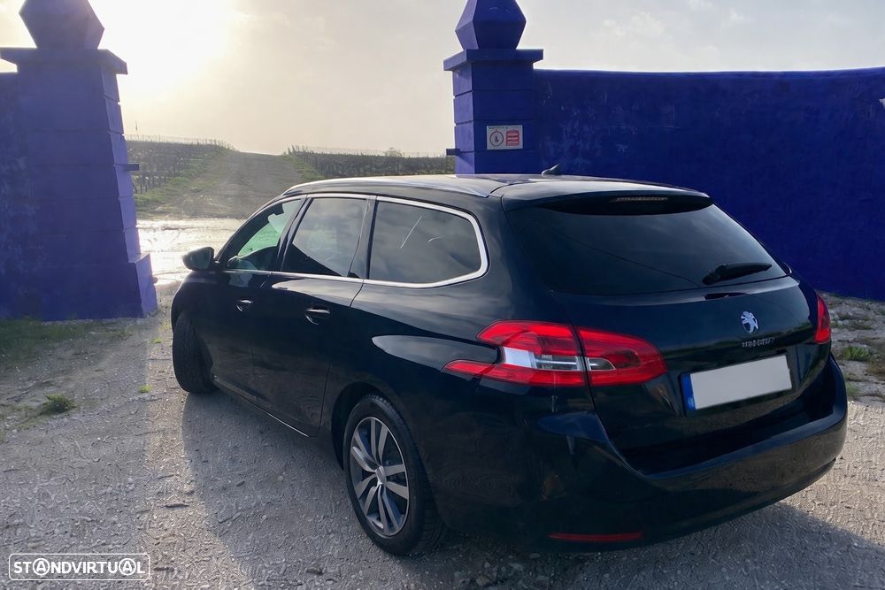 Peugeot 308 SW 1.2 PureTech Allure - 6