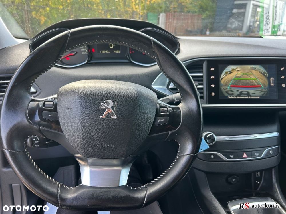 Peugeot 308 - 24